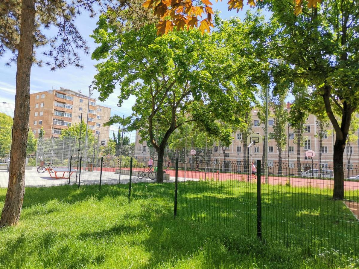 Alfa Hotel Дьёр Экстерьер фото
