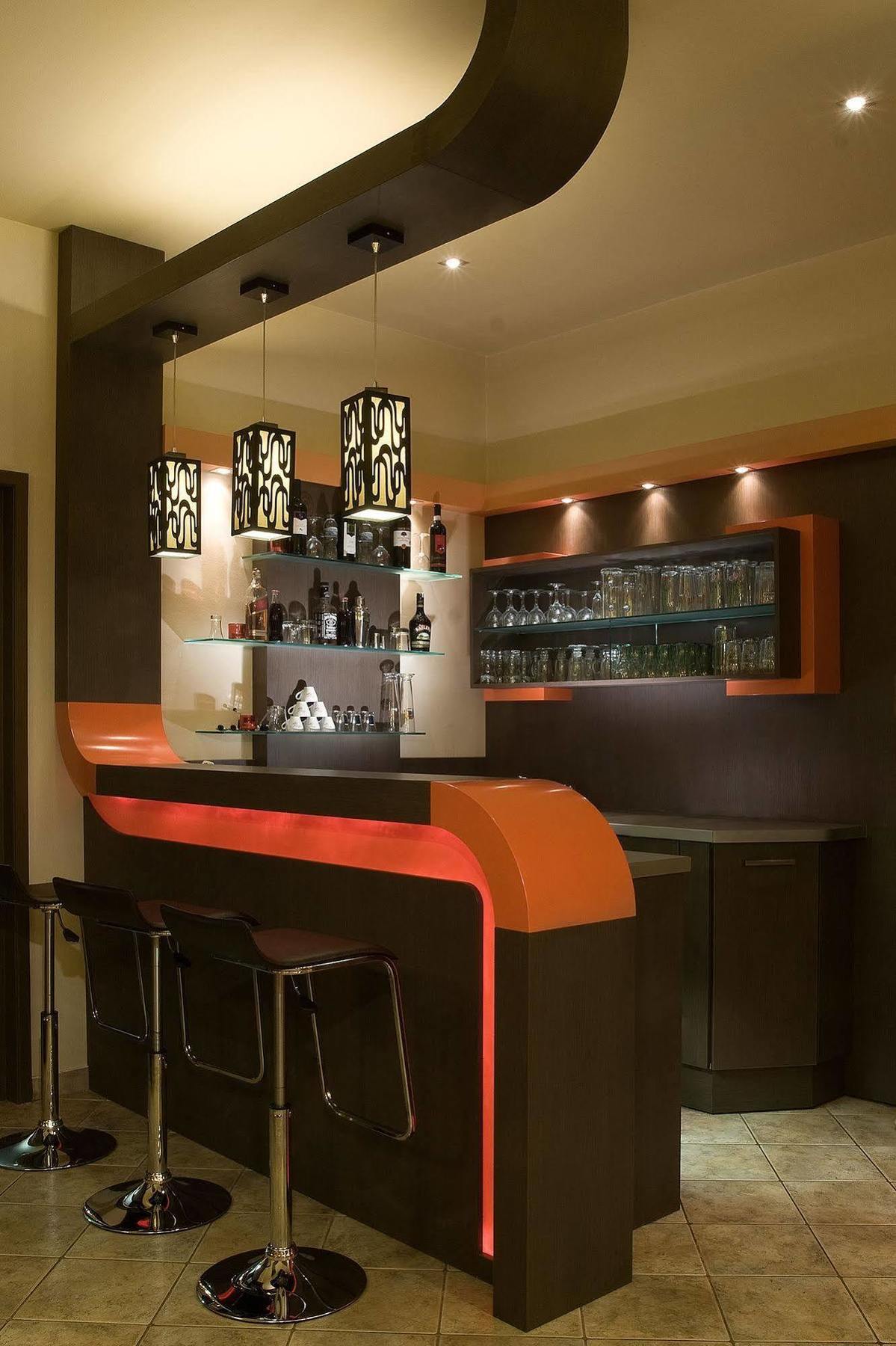 Alfa Hotel Дьёр Экстерьер фото